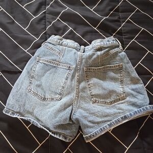 Universal Thread Blue Jean Shorts High-Waisted Cut-Off